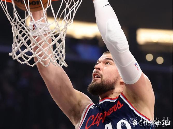 小基好耶 斯洛特大救星！94分钟飞奔大半场门线解围避免球队被绝杀